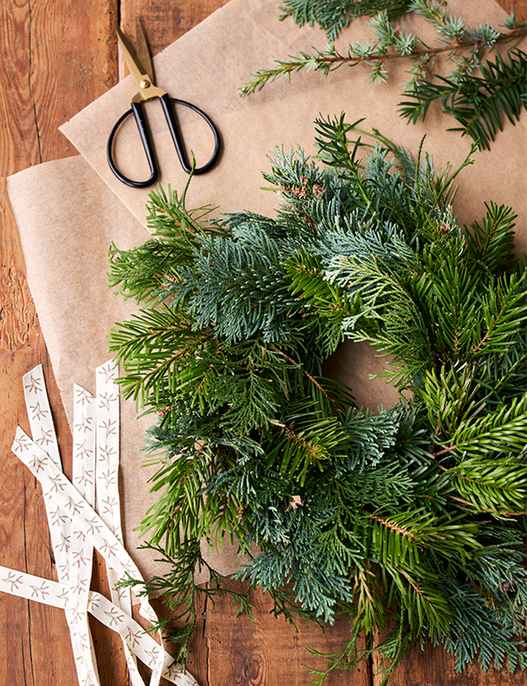 leihen-durst-dramatiker-sostrene-grene-kerzenhalter-adventskranz