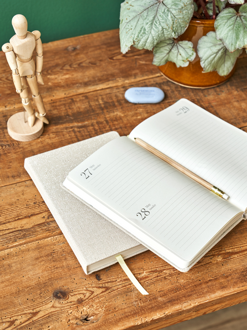 Kalender Søstrene Grene