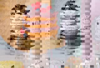 Baby shower - Create a wonderful baby shower for the mother-to-be.